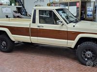 Usata Jeep Comanche 116 CV (85 kW) 1987 Beige Pick-up