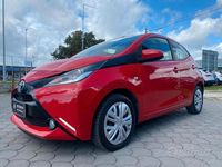 Usata Toyota Aygo X-play 69 CV (50 kW) 2016 Rosso Utilitaria