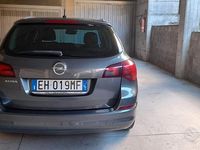 Usata Opel Astra Sport 115 CV (84 kW) 2011 Grigio Station wagon