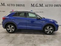 Usata VW T-Roc R-line 150 CV (110 kW) 2023 Blu SUV