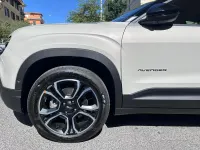 Nuova Jeep Avenger Summit 101 CV (74 kW) 2026 Beige metallizzato SUV