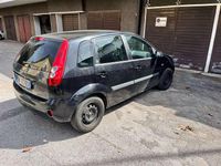 Usata Ford Fiesta Ghia 79 CV (58 kW) 2006 Nero Utilitaria