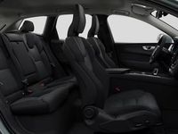 Nuova Volvo XC60 Core 250 CV (183 kW) 2025 Vapour grey SUV