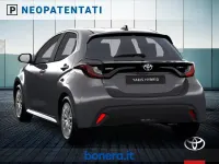 Nuova Toyota Yaris Hybrid 116 CV (85 kW) 2026 Grigio Berlina