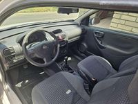 Usata Opel Corsa Club 69 CV (50 kW) 2006 Bianco Berlina