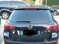 Usata Opel Astra 60 CV (44 kW) 2010 Nero Station wagon