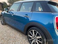 Begagnad Mini ONE Classic 75 HK (55 kW) 2021 Blå Halvkombi