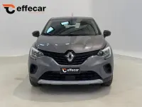 Usata Renault Captur 101 CV (74 kW) 2023 Grigio SUV