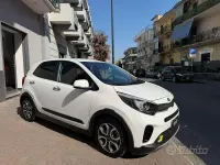 Usata Kia Picanto X-Line 67 CV (49 kW) 2020 Bianco Utilitaria
