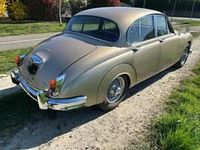 Usata Jaguar MK II 224 CV (164 kW) 1962 Oro Berlina