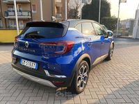 Usata Renault Captur Techno 160 CV (117 kW) 2023 Blu iron + tetto nero etoile SUV