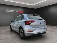 Usata VW Polo Life 95 CV (69 kW) 2023 Argento Utilitaria