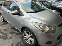 Usata Mazda 2 Inclusive 86 CV (63 kW) 2009 Argento Utilitaria