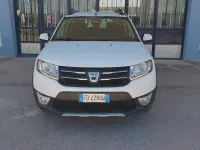 Usata Dacia Sandero Stepway 90 CV (66 kW) 2016 Bianco Berlina
