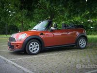 Usata Mini One Cabriolet 98 CV (72 kW) 2011 Rosso Cabrio