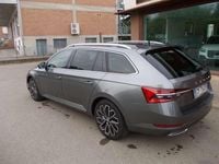 Usata Skoda Superb 200 CV (147 kW) 2023 Grigio Station wagon