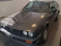 Usata Alfa Romeo GTV 129 CV (94 kW) 1981 Grigio Coupé