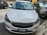 Usata Opel Astra Innovation 136 CV (100 kW) 2015 Bianco Berlina