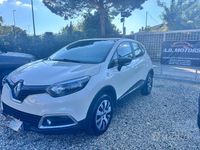 Usata Renault Captur Zen 90 CV (66 kW) 2017 Beige SUV