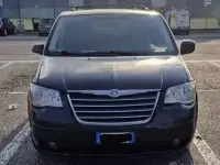 Usata Chrysler Voyager 150 CV (110 kW) 2009 Nero Monovolume