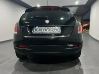 Usata Lancia Delta 165 CV (121 kW) 2010 Nero Utilitaria