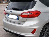Usata Ford Fiesta ST-Line 85 CV (62 kW) 2018 Grigio Utilitaria