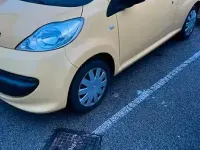 Usata Peugeot 107 68 CV (50 kW) 2005 Giallo Utilitaria