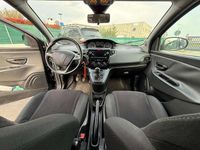 Usata Lancia Ypsilon Gold 69 CV (50 kW) 2014 Nero Utilitaria