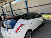 Usata Lancia Delta Silver 130 CV (95 kW) 2014 Bianco Utilitaria