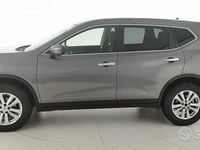 Usata Nissan X-Trail 131 CV (96 kW) 2016 Grigio metallizzato SUV