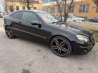 Begagnad Mercedes CLC220 150 HK (110 kW) 2008 Svart Halvkombi
