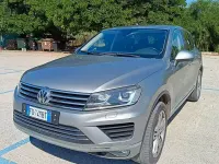 Usata VW Touareg 204 CV (150 kW) 2016 Grigio SUV