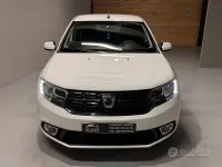 Usata Dacia Sandero Comfort 101 CV (74 kW) 2020 Bianco Berlina