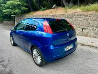 Usata Fiat Grande Punto 65 CV (47 kW) 2009 Bluazzurro Utilitaria