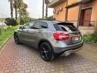 Usata Mercedes GLA200 140 CV (102 kW) 2014 Grigio SUV