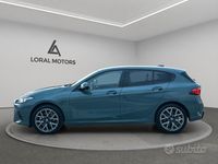 Usata BMW 118 Shadowline 150 CV (110 kW) 2024 Verde Utilitaria