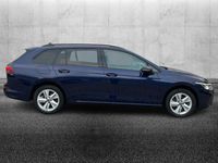 Usata VW Golf VIII Life 150 CV (110 kW) 2022 Blu metallizzato Station wagon