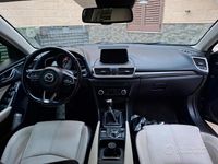 Begagnad Mazda 3 Exceed 105 HK (77 kW) 2017 Sedan