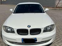 Usata BMW 118 143 CV (105 kW) 2010 Utilitaria