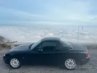 Usata Mazda MX5 110 CV (80 kW) 2004 Nero Cabrio