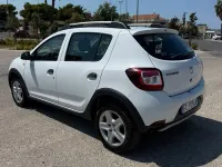 Usata Dacia Sandero Stepway 90 CV (66 kW) 2016 Bianco Berlina