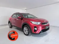 Usata Kia Stonic Style 97 CV (71 kW) 2020 Rosso SUV