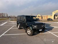 Usata Land Rover Defender 122 CV (89 kW) 2015 Verde Station wagon