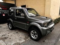 Usata Suzuki Jimny 86 CV (63 kW) 2007 Grigio(met.) SUV