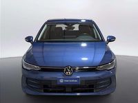 Usata VW Golf VIII Life 116 CV (85 kW) 2025 Anemone blue metallizzato Berlina
