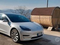 Usata Tesla Model 3 239 kW (325 CV) 2019 Bianco Berlina