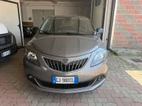 Usata Lancia Ypsilon Gold 69 CV (50 kW) 2022 Grigio Utilitaria