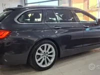 Usata BMW 525 218 CV (160 kW) 2013 Blu Station wagon