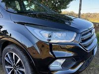 Usata Ford Kuga ST-Line 120 CV (88 kW) 2018 Nero SUV