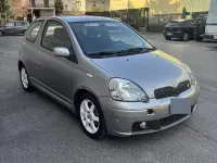 Usata Toyota Yaris 105 CV (77 kW) 2004 Grigio Berlina